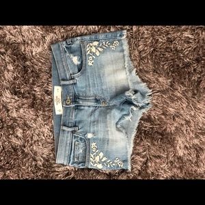 Abercrombie and Fitch embroidered shorts